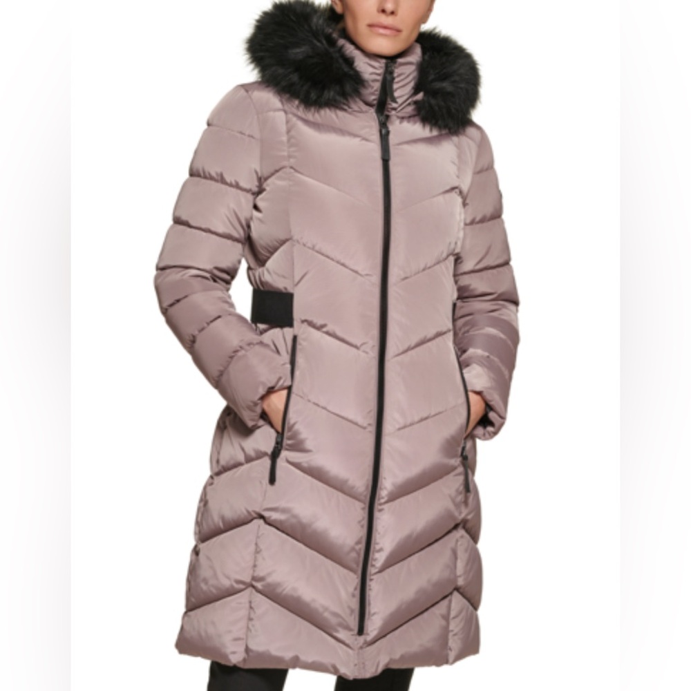 Calvin Klein Mauve Puffer Jacket with Quilted Design